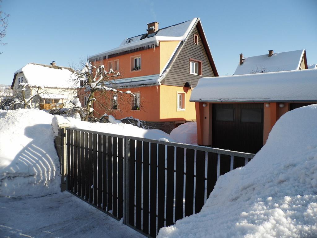 Apartment Na Prazske Vrchlabí Exterior photo